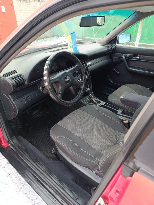 Ауди 100 с4 2.0Е