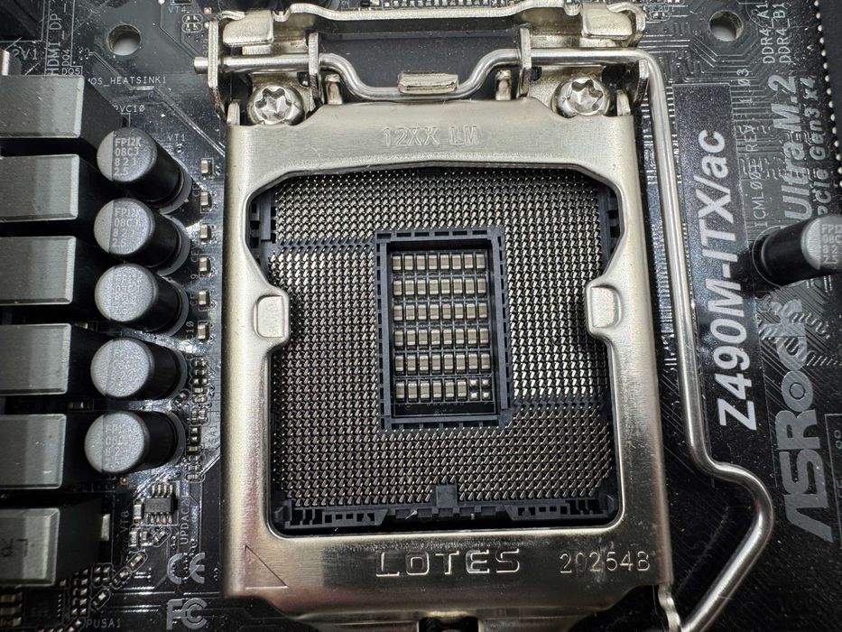 Материнка Asrock Z490M-ITX/ac. Mini-itx. LGA1200 / 2x LAN / 2x m.2