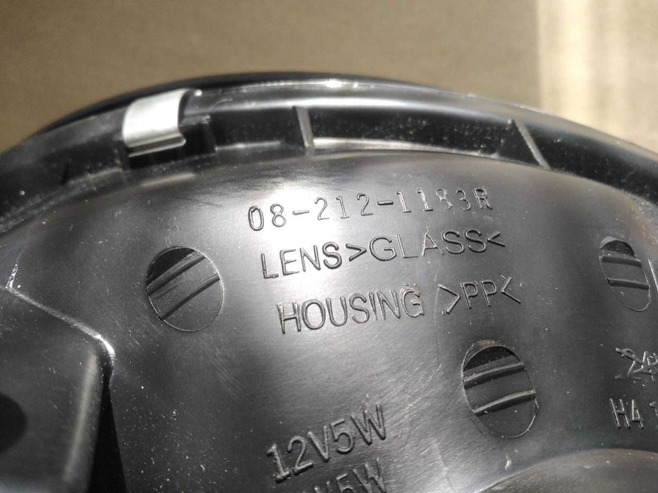 Farol Direito Toyota Corolla de 2002 Novo