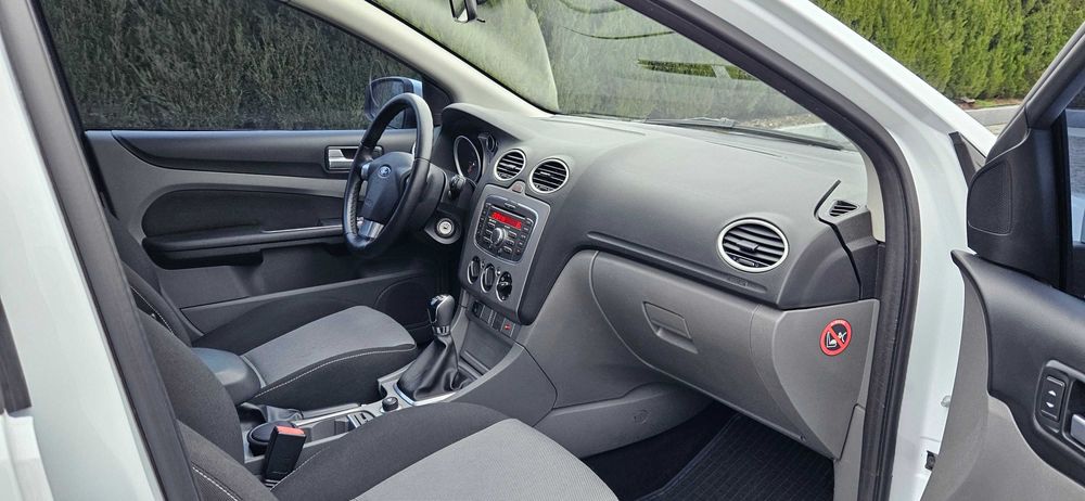 Ford Focus 2011 1.6 MT ГАЗ Евро 4 НДС Форд Фокус 2 Рестайлинг Официал ...