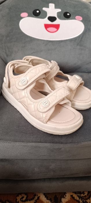 Босоніжки дитячі