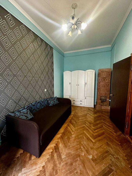 Продаж великої квартири ЦЕНТР МІСТА вул. Коперника