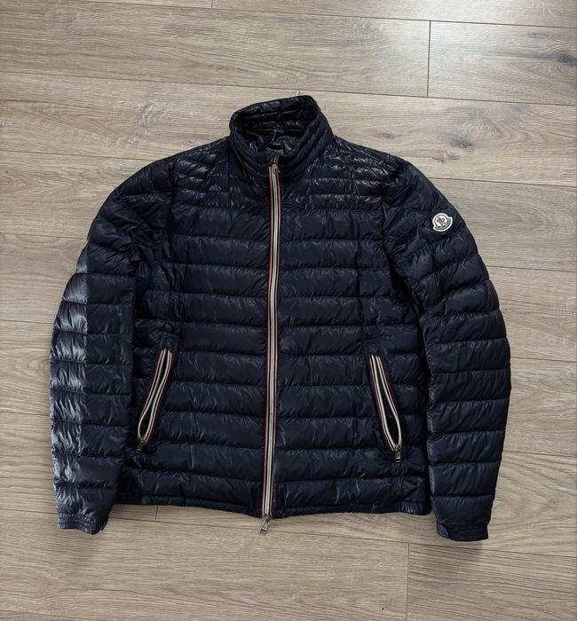 Kurtka moncler  wiosenna