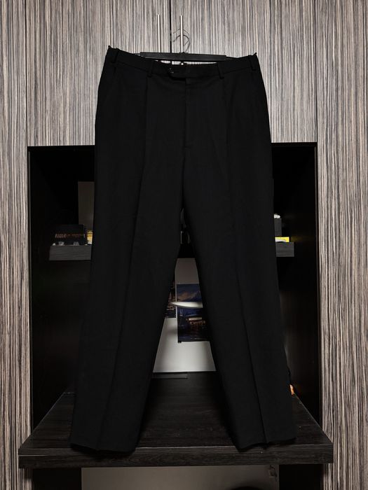 Костюм от Armani Collezioni Made in Italy