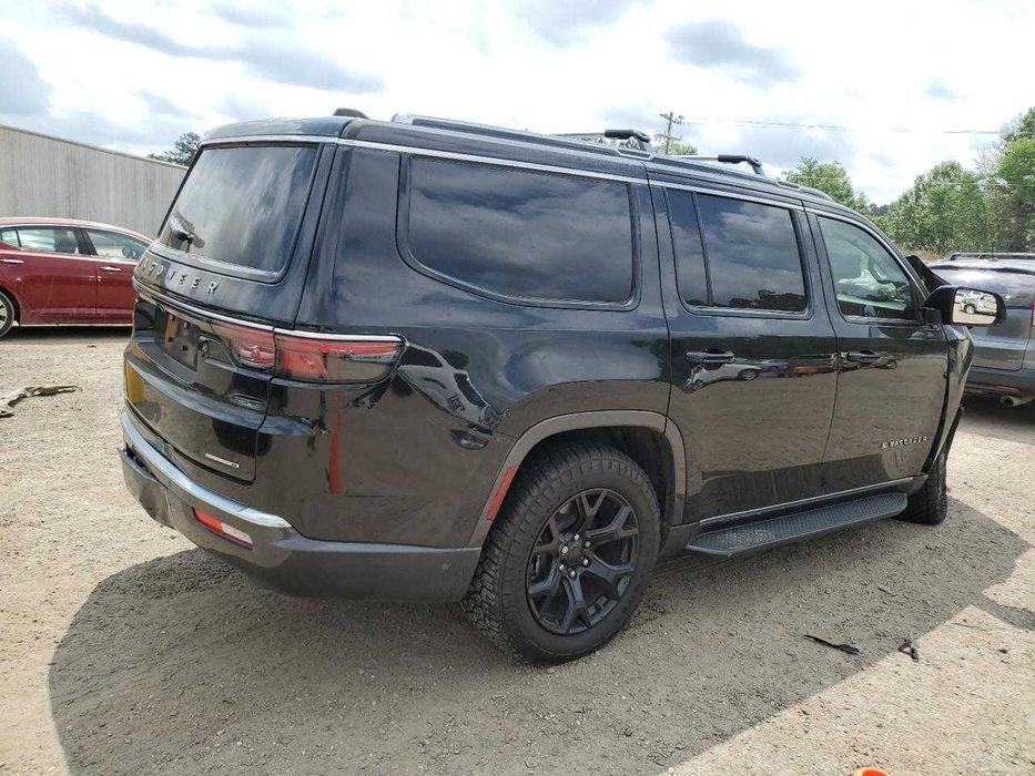 Jeep Wagoneer I RWD 5.7L 2022 rok, model USA – części.