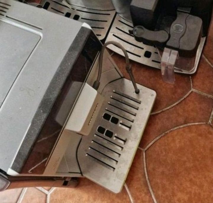 Ekspresy do kawy lekko uszkodzone Siemens eq6 Saeco intuita intelia