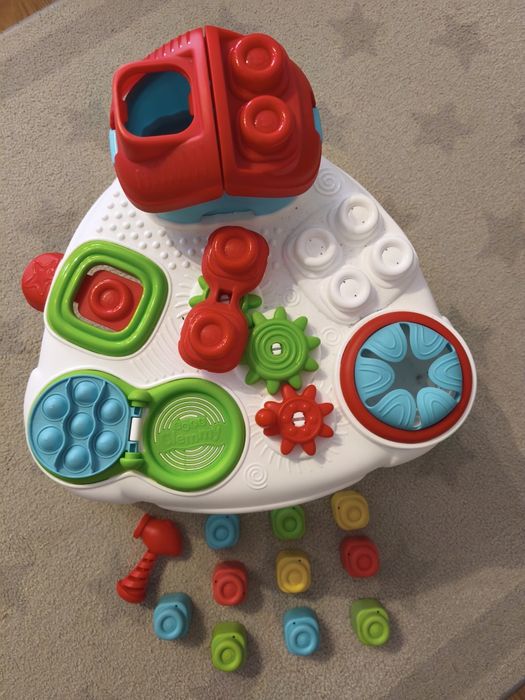 Clementoni - Mesa de Atividades Sensoriais para Bebés