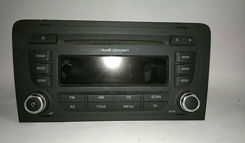 Rádio / auto-rádio AUDI A3 (8P1)