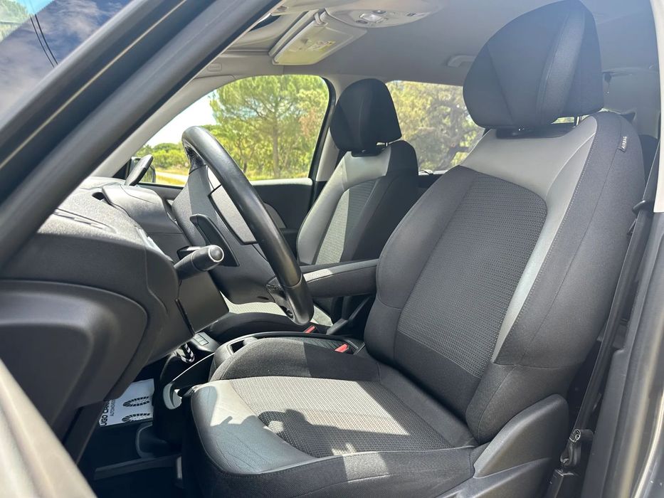 Citroën C4 1.6 e-HDi Exclusive CMP6