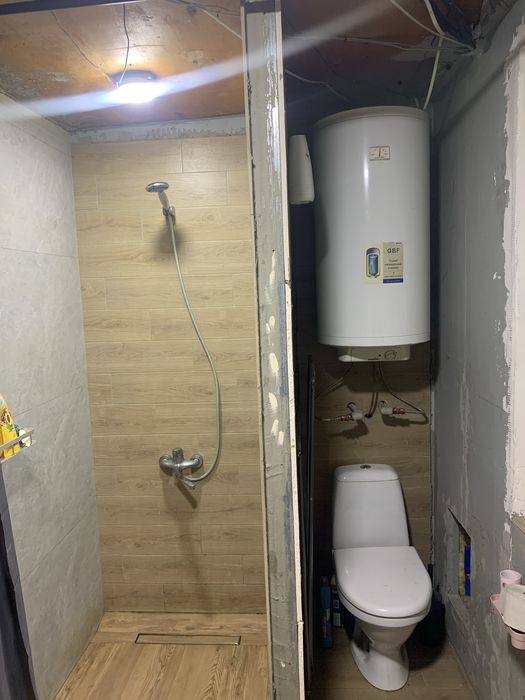 Продам гарну дачу (біля Новослобідки)