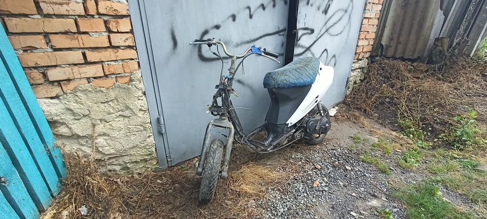 Продам скутер Suzuki address v50