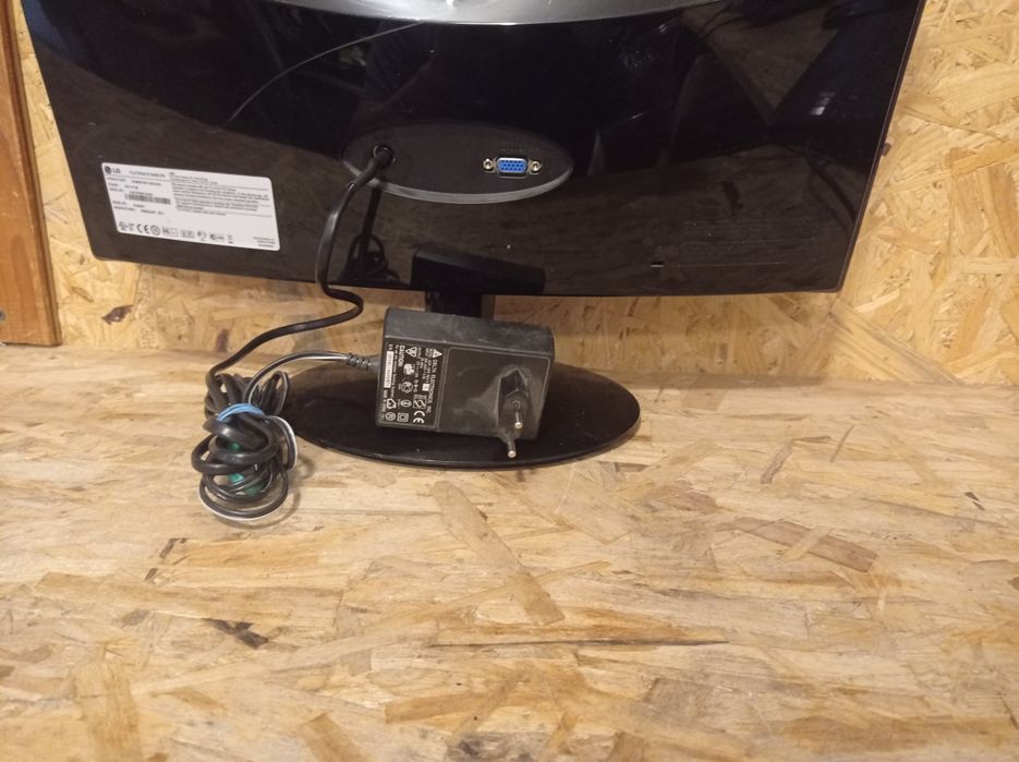Monitor komputerowy LG Flatron E1940S-PN