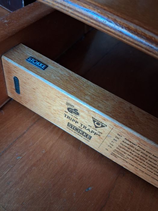 Stokke Cadeira de Refeição Evolutiva Tripp Trapp de Madeira e 2 revest