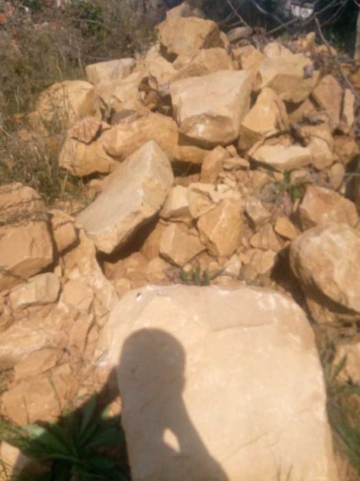 Kamień głaz głazy dolomitowe ozdobne duży