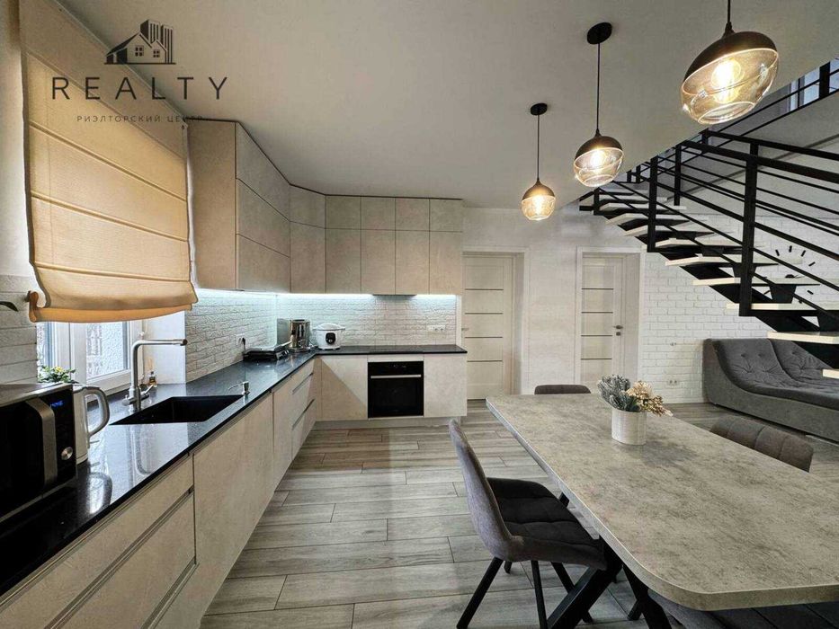 Будинок на Сонячному з сучасним ремонтом (22-350-114)