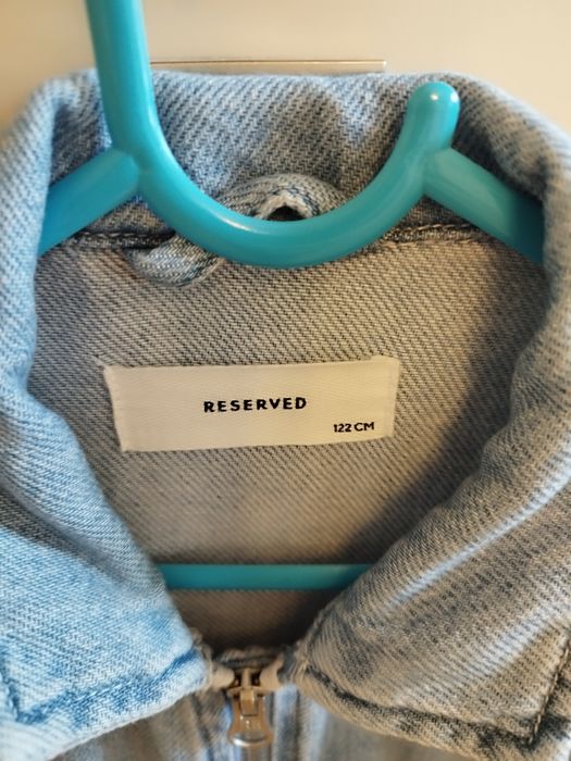 Kurtka bomberka jeansowa Reserved