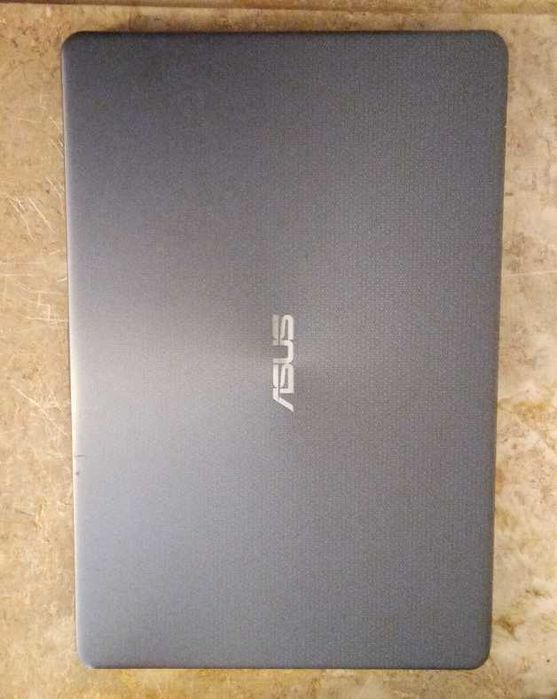 Portátil Asus 3.10Ghz