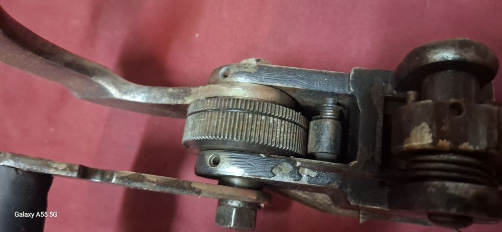 Máquina de cintar antiga