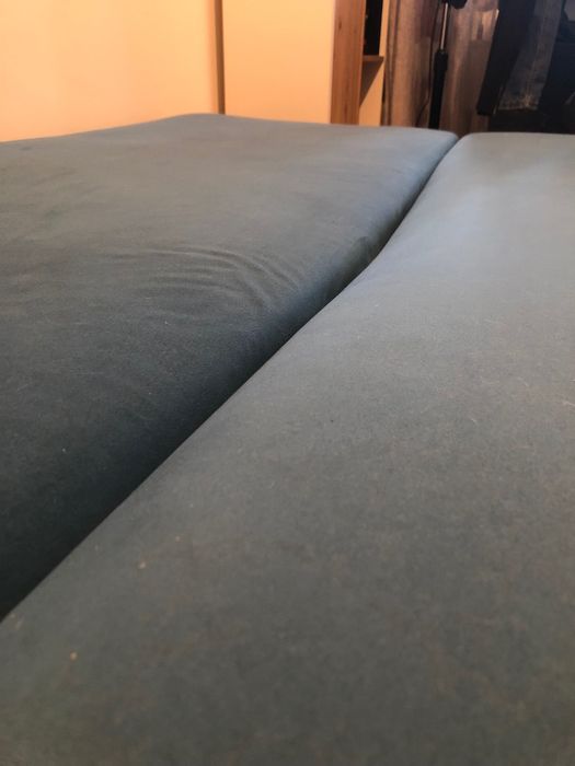 Łóżko-sofa niebieska