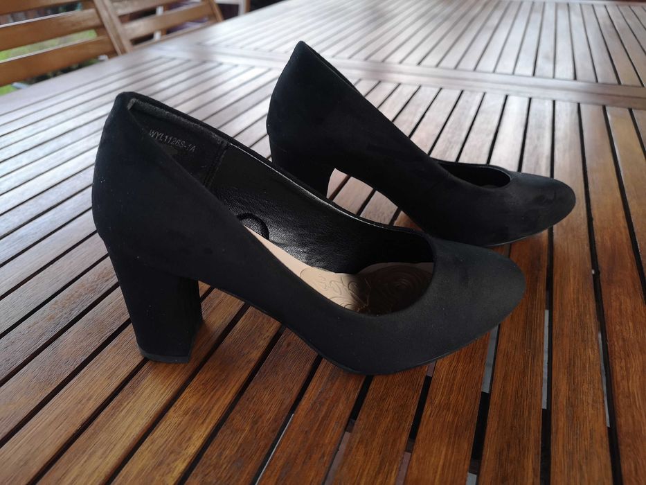 Buty na obcasie czarne 36 + wkładki żelowe