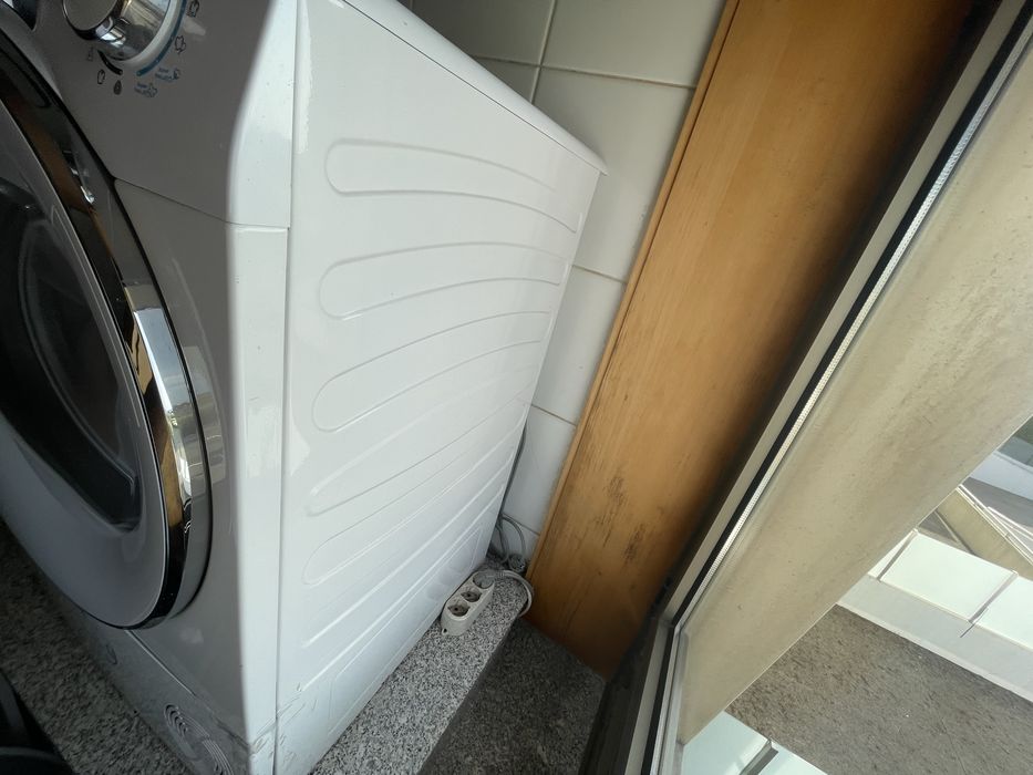 Título: Máquina de Secar Roupa Candy RapidÓ 9 kg – Wi-Fi – Excelente Estado