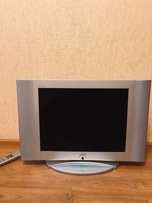 JVC телевизор рабочий цена снижена !!!