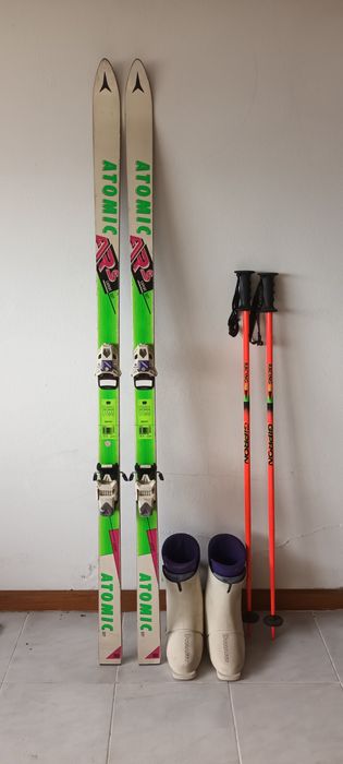 Conjunto de equipamento de neve