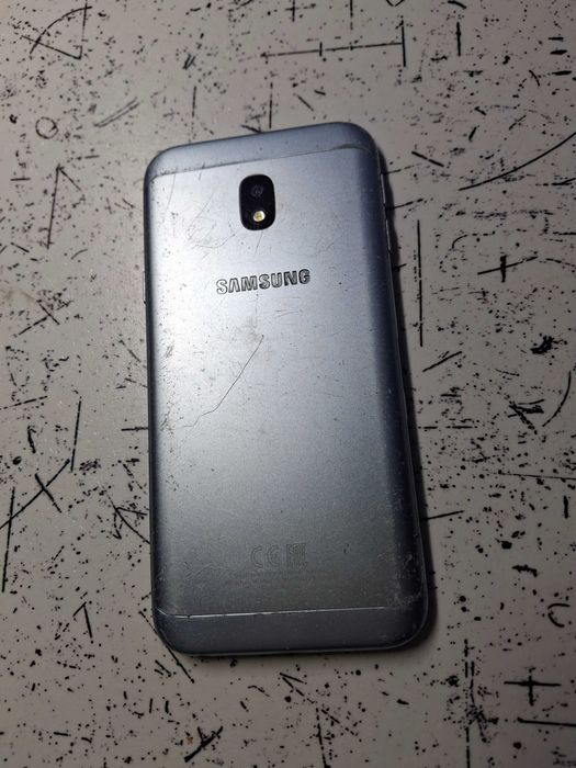смартфон Samsung  Galaxy J
