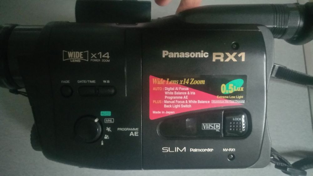Видеокамера VHS-C Panasonic NV-RX1