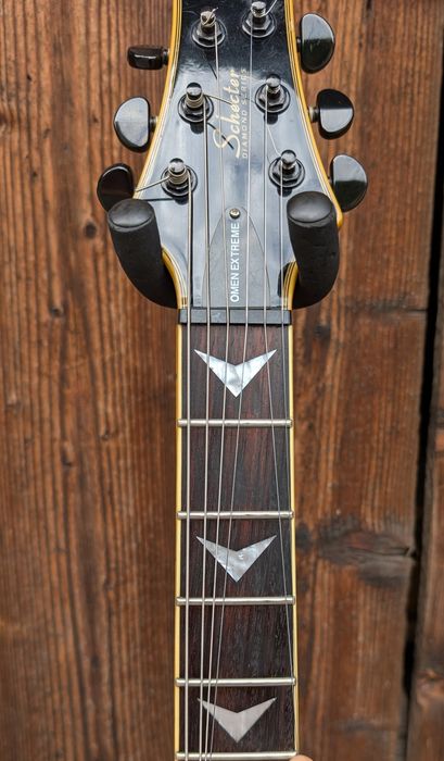 Schecter Omen Extreme