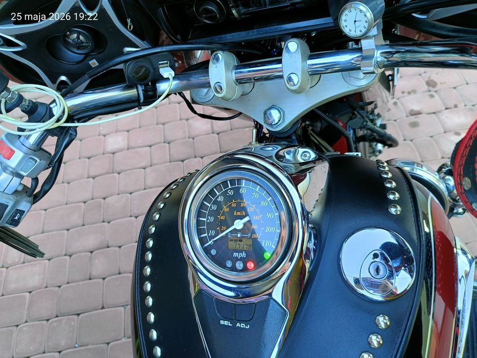 Motor motocykl  Suzuki valusia