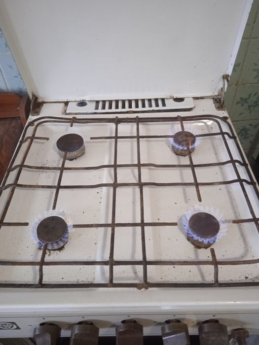 Продам газову плиту