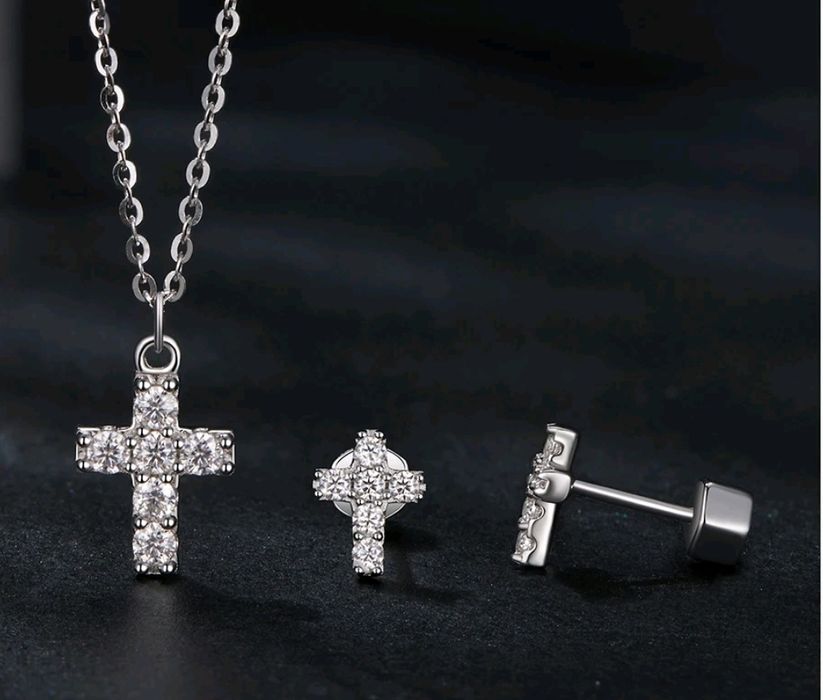 Piękny nowy komplet srebro 925 + moissanity krzyż krzyżyk