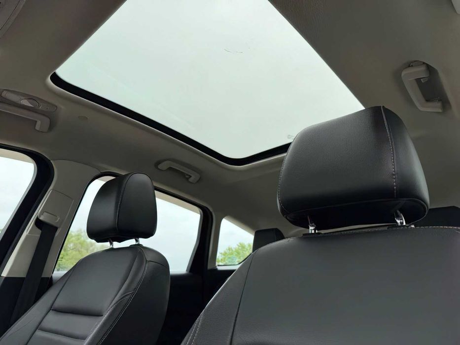 Ford C-MAX SEL      2015
