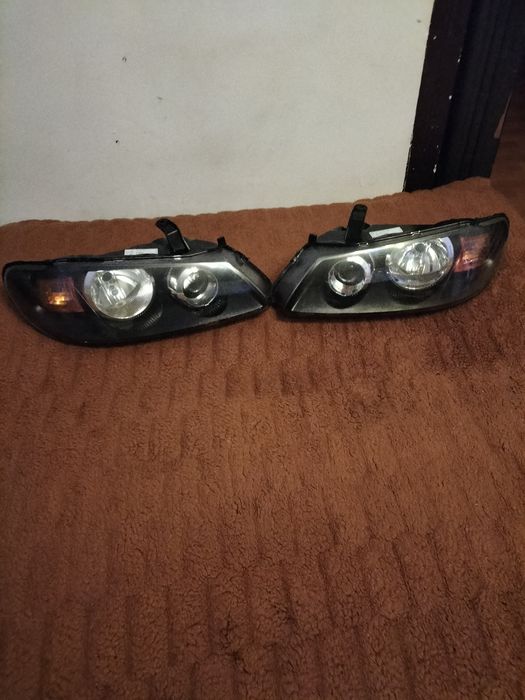 Lampy przednie do nissan almera 2005 r.