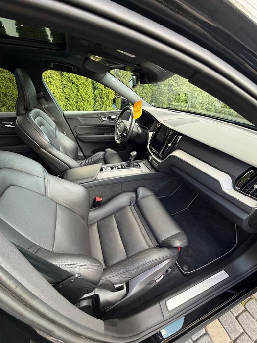 Volvo XC 60 Volvo/ xc60 r-design | manual/diesel/d3