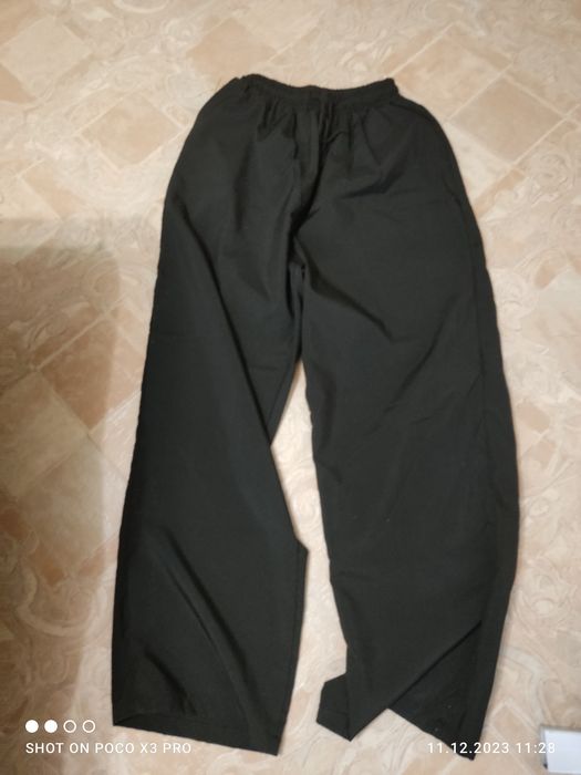 Спортивные штаны