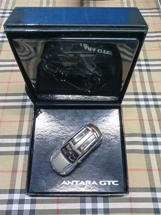 1/43 Opel Antara GTC - Norev