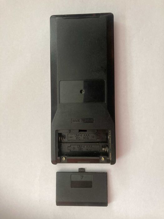 Pilot do dekodera satelitarnego SRT40