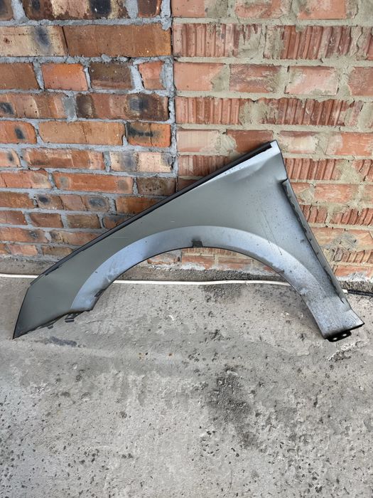 Skoda Octavia крило праве, крила