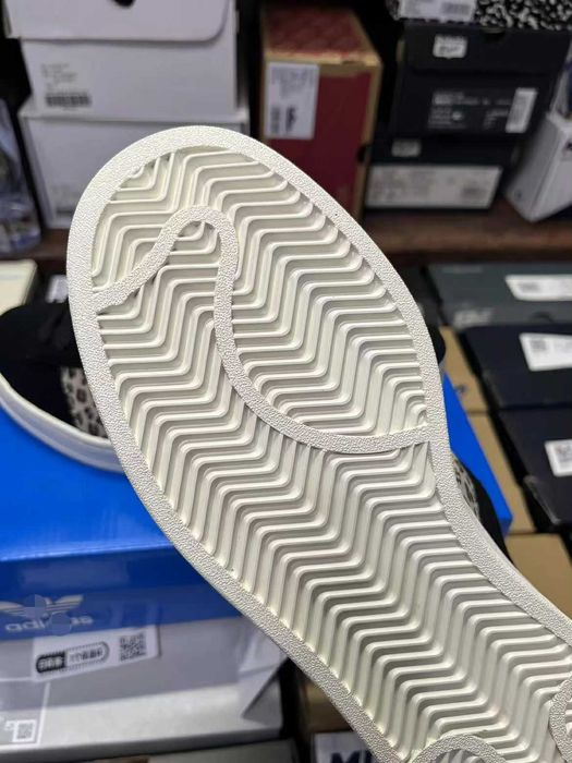 Adidas originals campus 00s z motywem lamparta r. 36