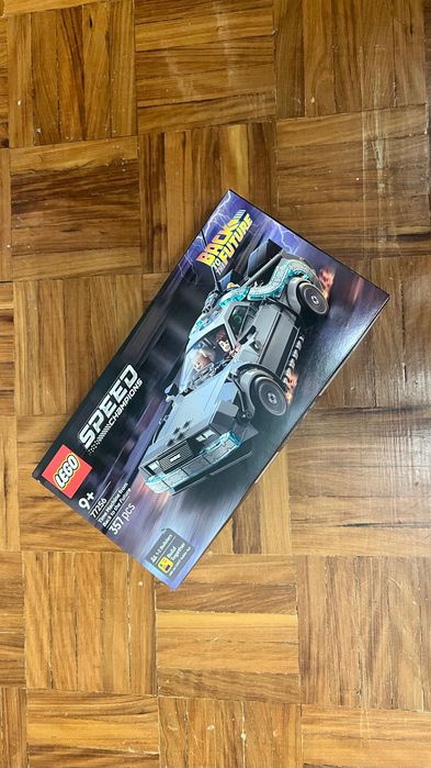 Vendo Lego Máquina do Tempo de Regresso ao Futuro