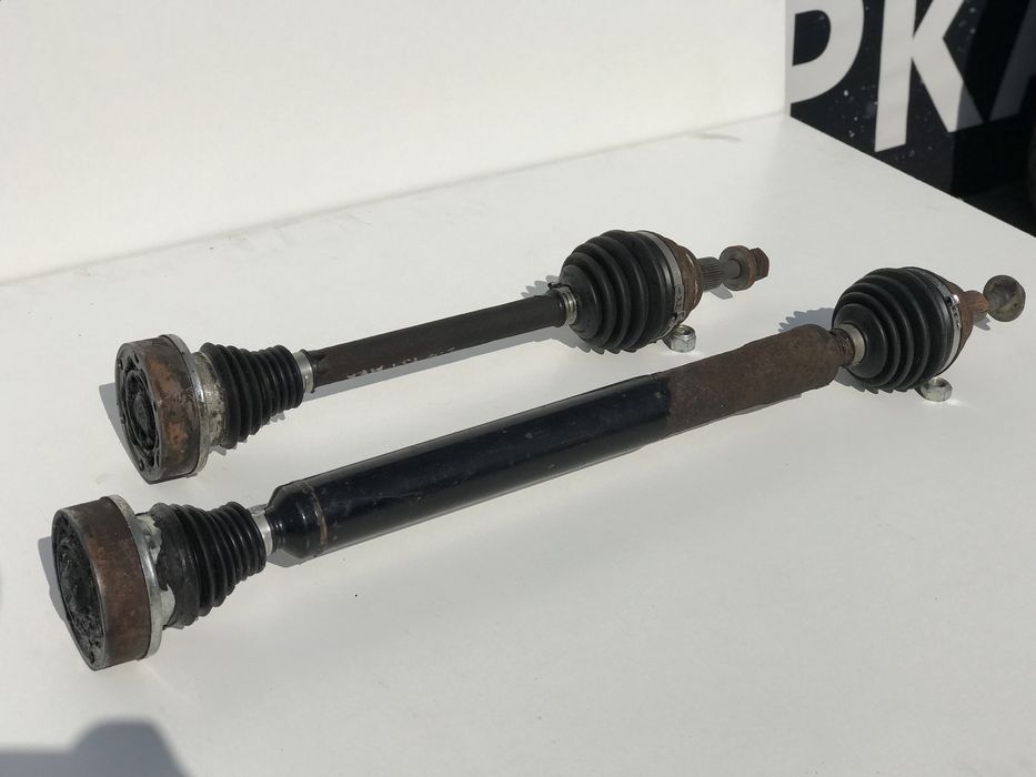 Полуось шрус полуосі Passat B6 1.6 FSI полуось Пассат Б6 1.6 бензин