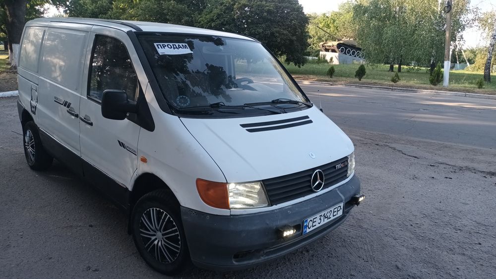 Продам мерседес Vlto на полном боевом