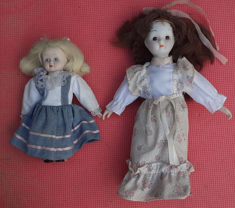2 bonecas de Porcelana antigas
