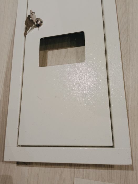 Drzwiczki z kluczami do rozdzielnicy RP L1F 6S Elektryk Imielin