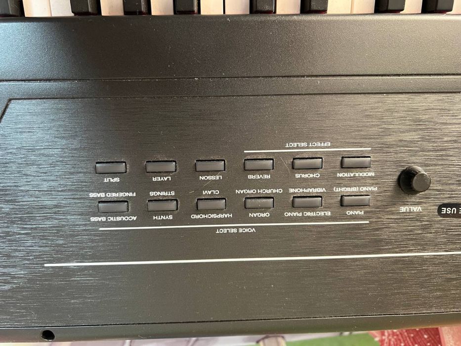 синтезатор Alesis