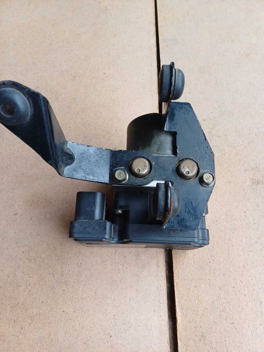 Блок ABS до Мазди 3 бк