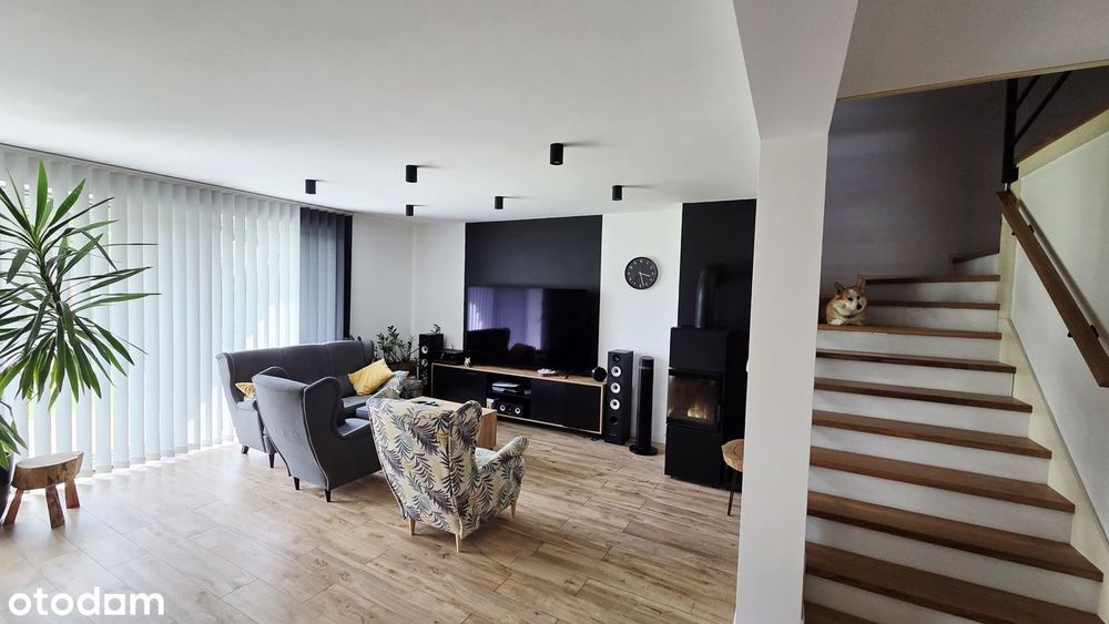 Bliźniak z garażem - do zamieszkania