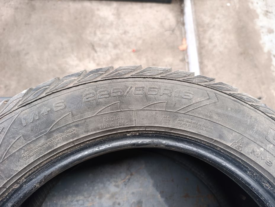 Opony 2szt 225/55/16 zimowe